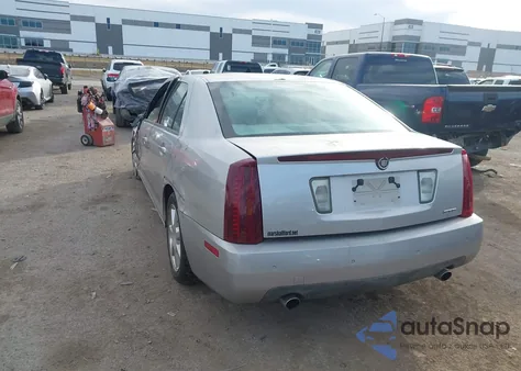 2005 Cadillac Sts V6 from USA, damaged, VIN 1G6DW677150137321